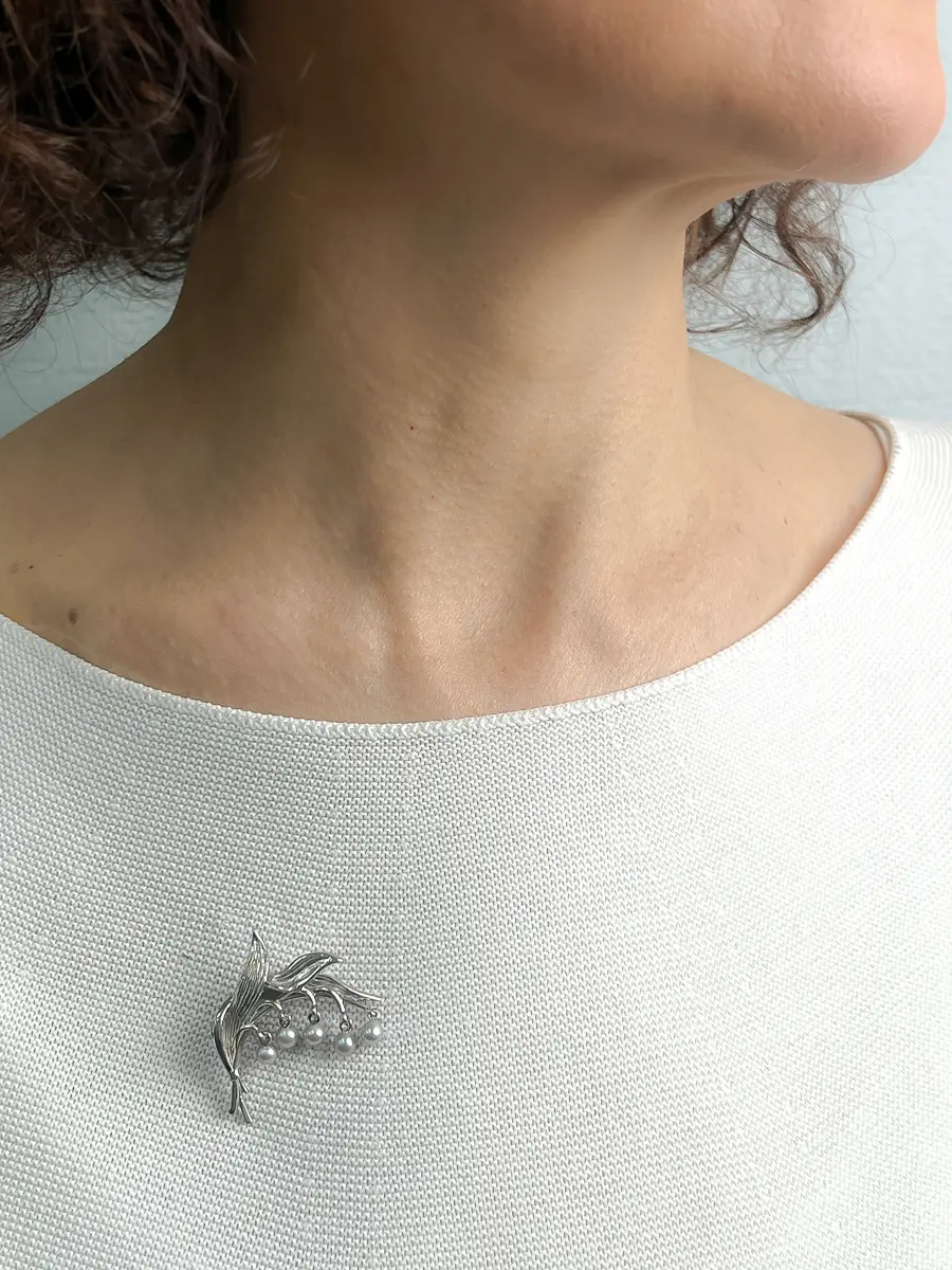 Купить Брошь из серебра с жемчугом - Брошь, Серебро - 925/1 000 в интернет-магазине кристалл мечты в Москве