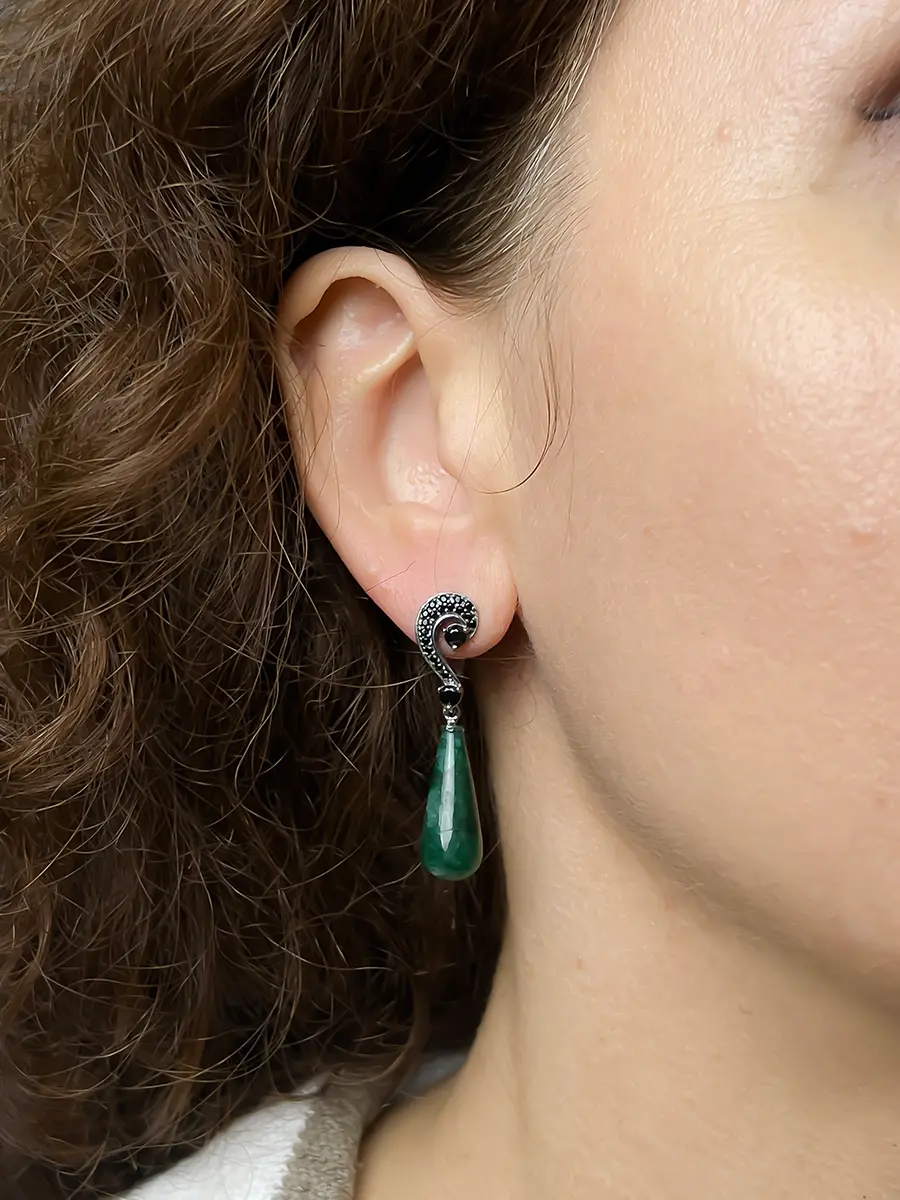 Купить Серьги из серебра с изумрудами природными и шпинелями природными - Серьги, Серебро - 925 в интернет-магазине кристалл мечты в Москве